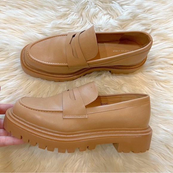 American Eagle Light Brown Faux Leather Chucky Lug Sole Penny Loafers Size 9 - Picture 3 of 8
